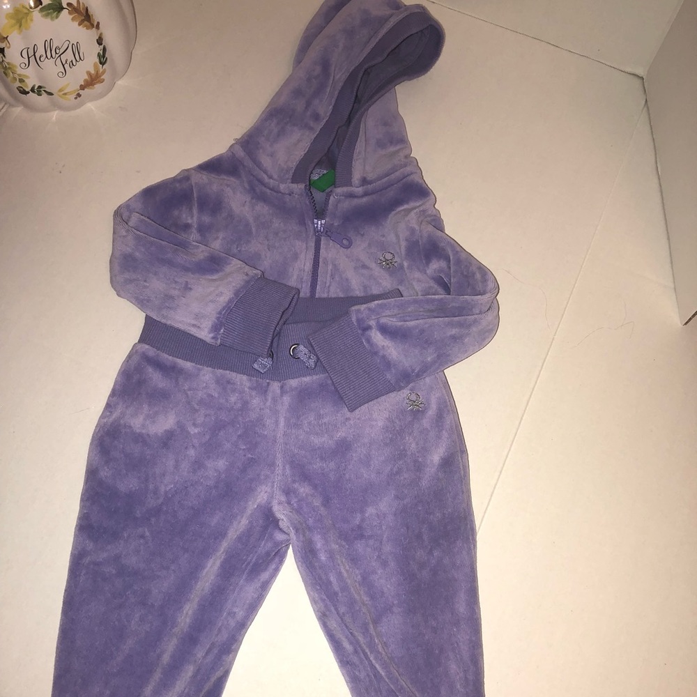 Colors of Benetton velour suite